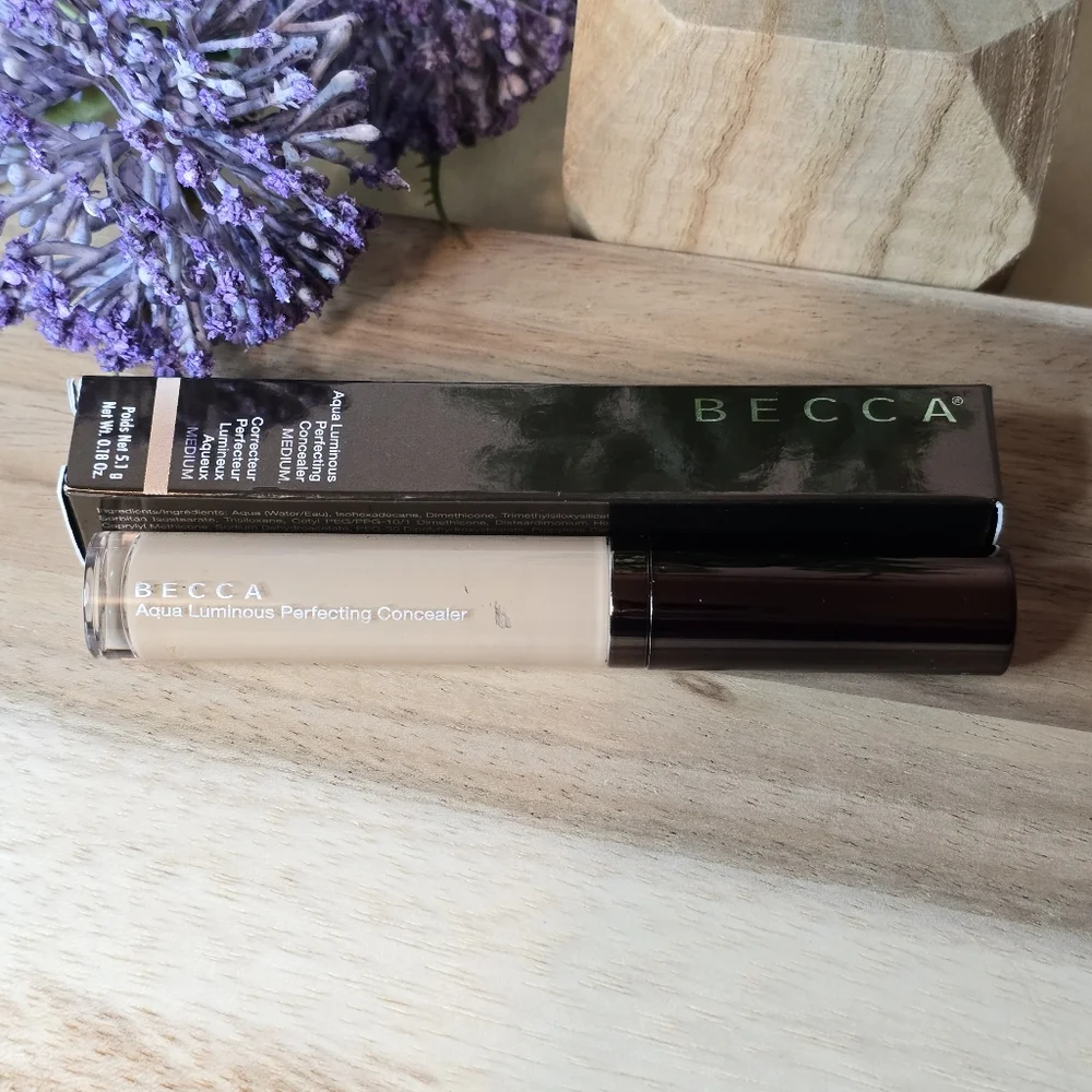 Becca Aqua Luminous Perfecting Full Coverage Concealer Shade Medium New